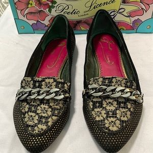 Poetic License Sakes Alive Flats